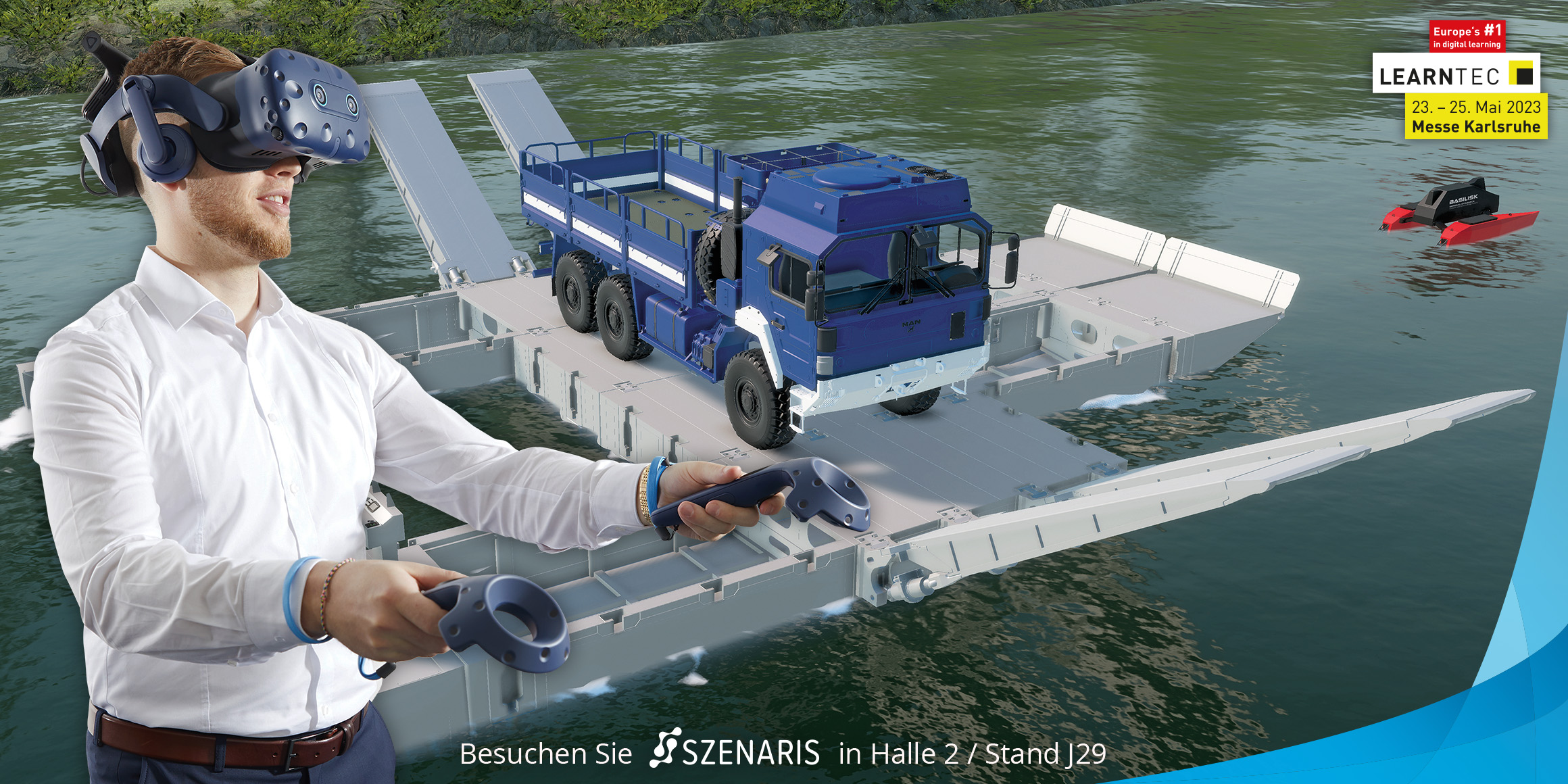 Virtual Reality Simulation HYDRA: Mann steuert Ponton Boot mit Einsatzfahrzeug des THW über überflutetes Gelände